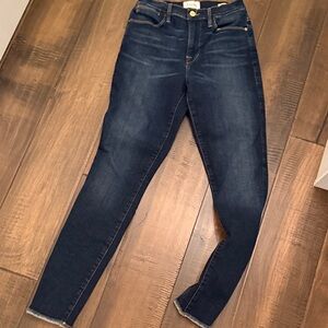 Frame Denim Women's Dark Indigo Skinny Jeans